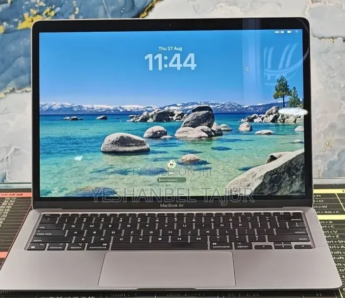 New Laptop Apple MacBook Air 2020 M1 16GB Apple M1 SSD 1T