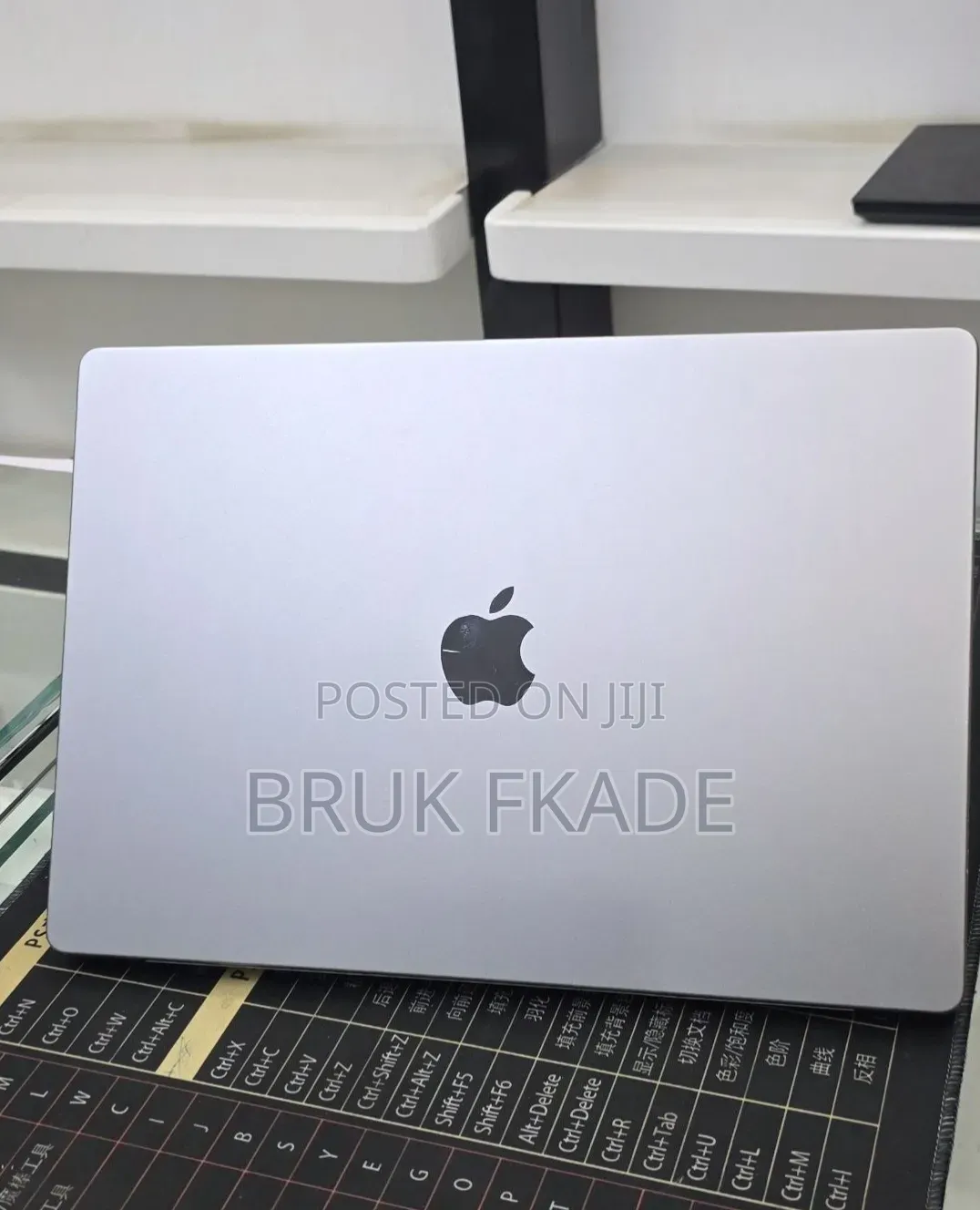 New Laptop Apple MacBook Pro 2021 M1 Max 32GB Apple M1 Max SSD 1T