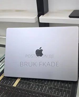 New Laptop Apple MacBook Pro 2021 M1 Max 32GB Apple M1 Max SSD 1T