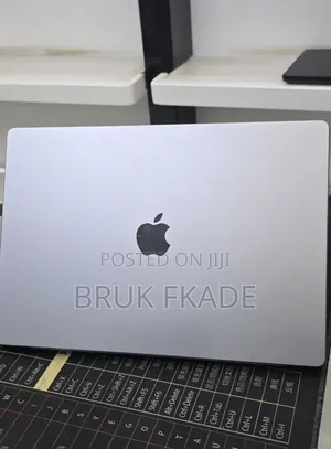 New Laptop Apple MacBook Pro 2021 M1 Max 32GB Apple M1 Max SSD 1T