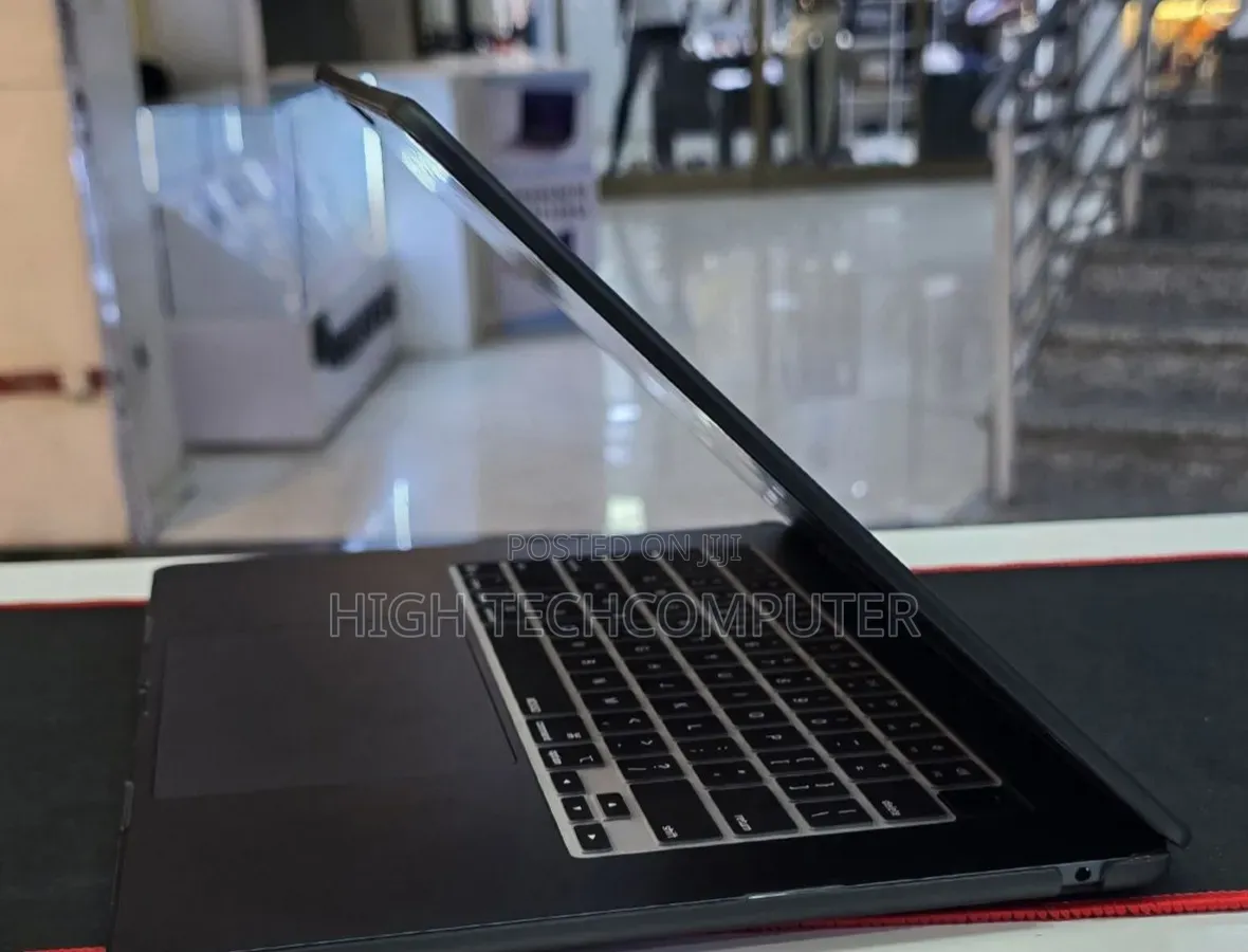 New Laptop Apple MacBook Air 2026 M5 16GB Apple M5 SSD 512GB