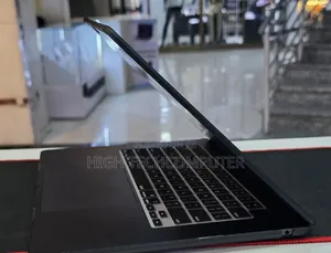 New Laptop Apple MacBook Air 2026 M5 16GB Apple M5 SSD 512GB