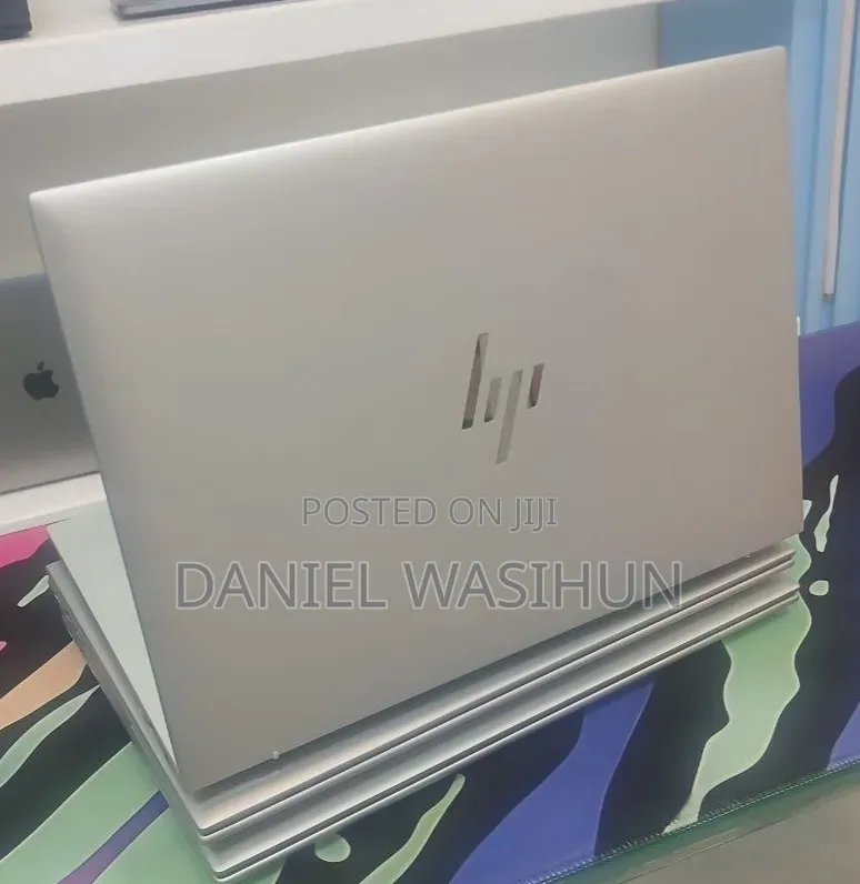 New Laptop HP EliteBook 840 G10 16GB Intel Core i7 SSD 512GB