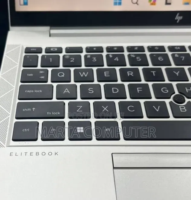 New Laptop HP EliteBook 840 G8 16GB Intel Core i5 SSD 512GB