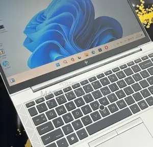 New Laptop HP EliteBook 840 G8 16GB Intel Core i5 SSD 512GB