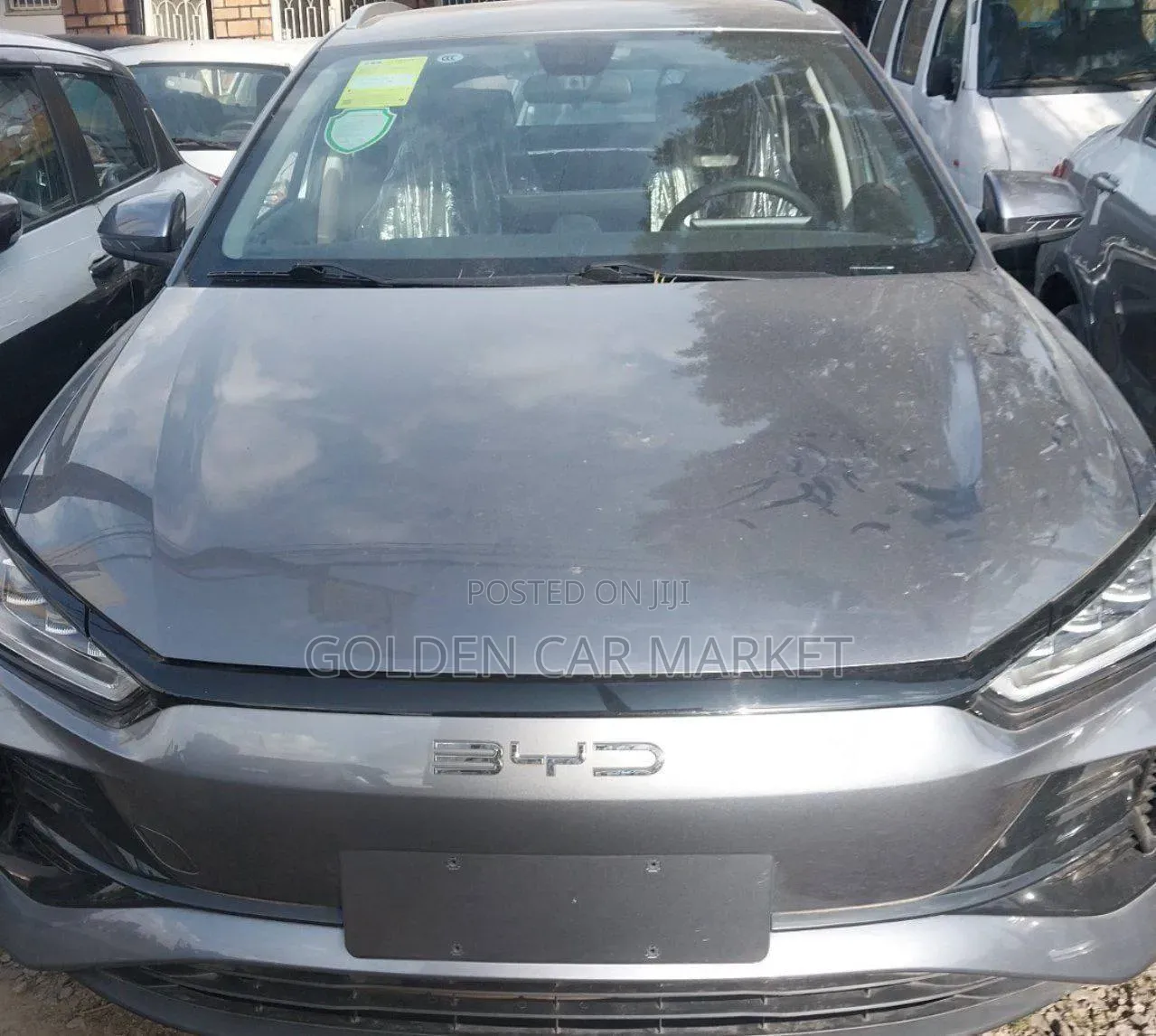 BYD E2 43 kWh 94 hp FWD 2025 Silver
