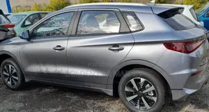 BYD E2 43 kWh 94 hp FWD 2025 Silver