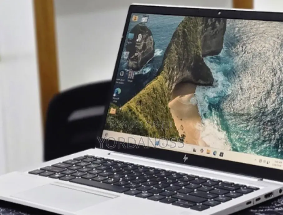 New Laptop HP EliteBook 845 G7 16GB AMD Ryzen 7 SSD 512GB
