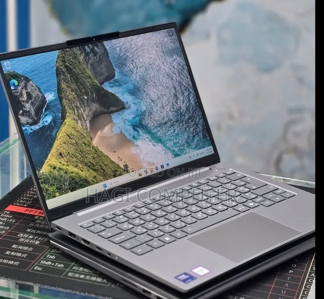 New Laptop Lenovo Thinkbook 14 16GB Intel Core Ultra 7 SSD 512GB