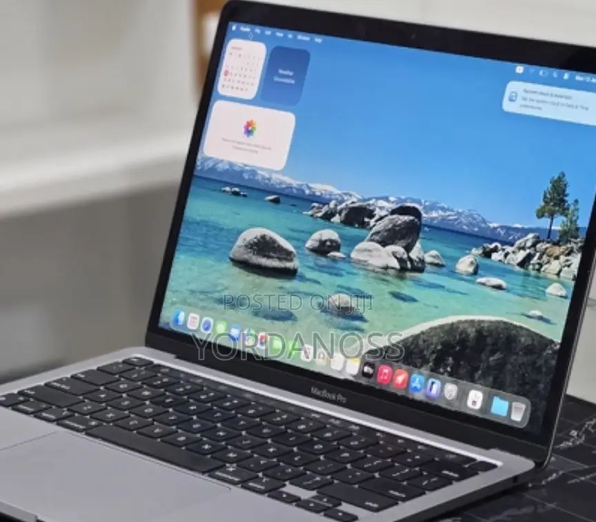 New Laptop Apple MacBook Pro 2020 M1 16GB Apple M1 Pro SSD 512GB