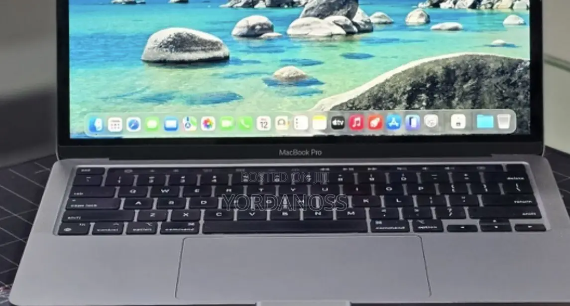 New Laptop Apple MacBook Pro 2020 M1 16GB Apple M1 Pro SSD 512GB