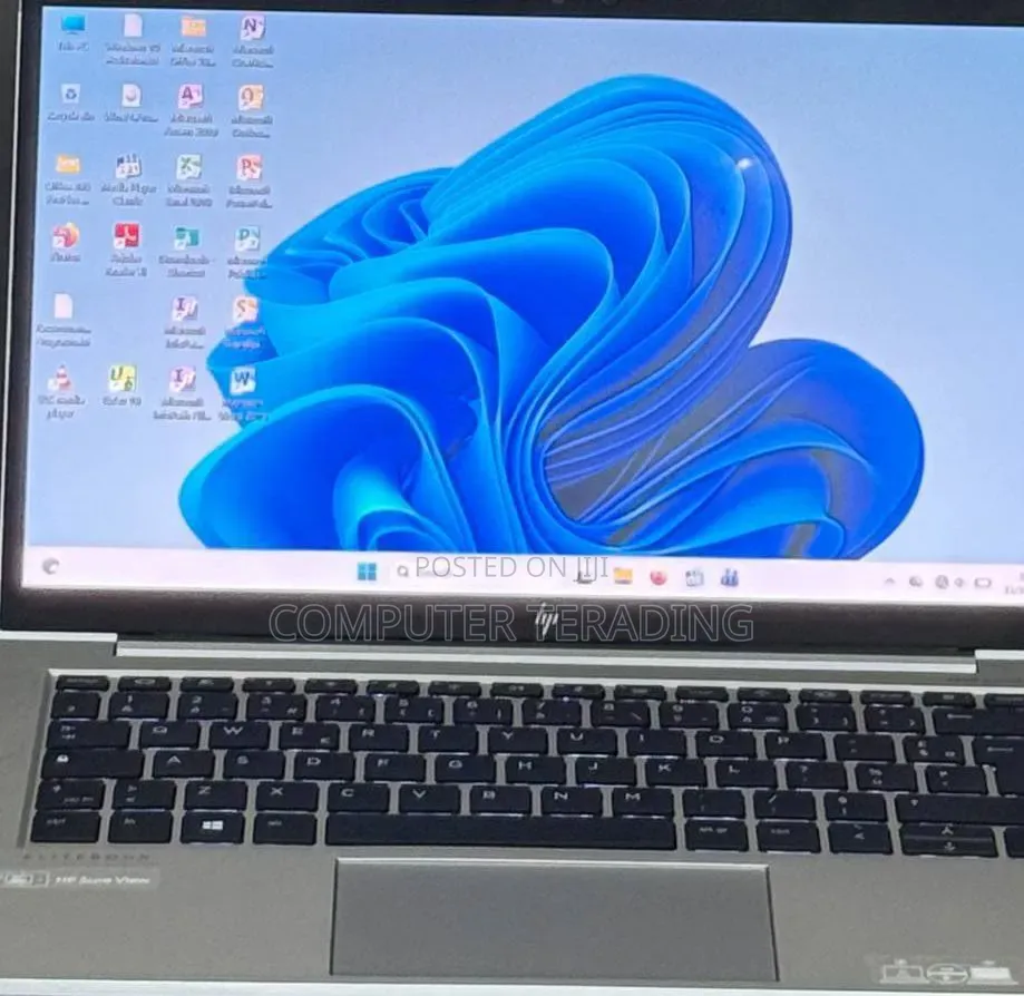 New Laptop HP EliteBook 830 G8 8GB Intel Core i7 SSD 256GB