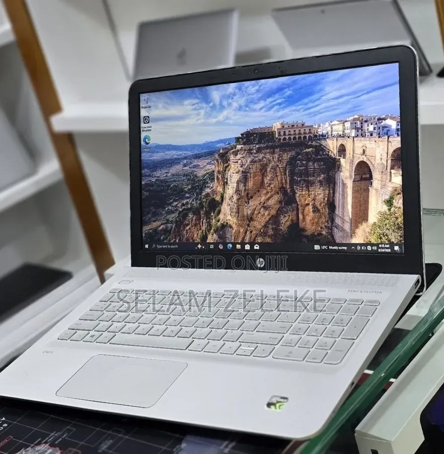 New Laptop HP 12GB Intel Core i5 HDD 1.5T
