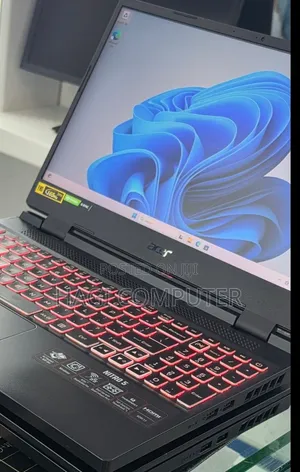 New Laptop Acer Nitro 5 16GB Intel Core i9 SSD 512GB