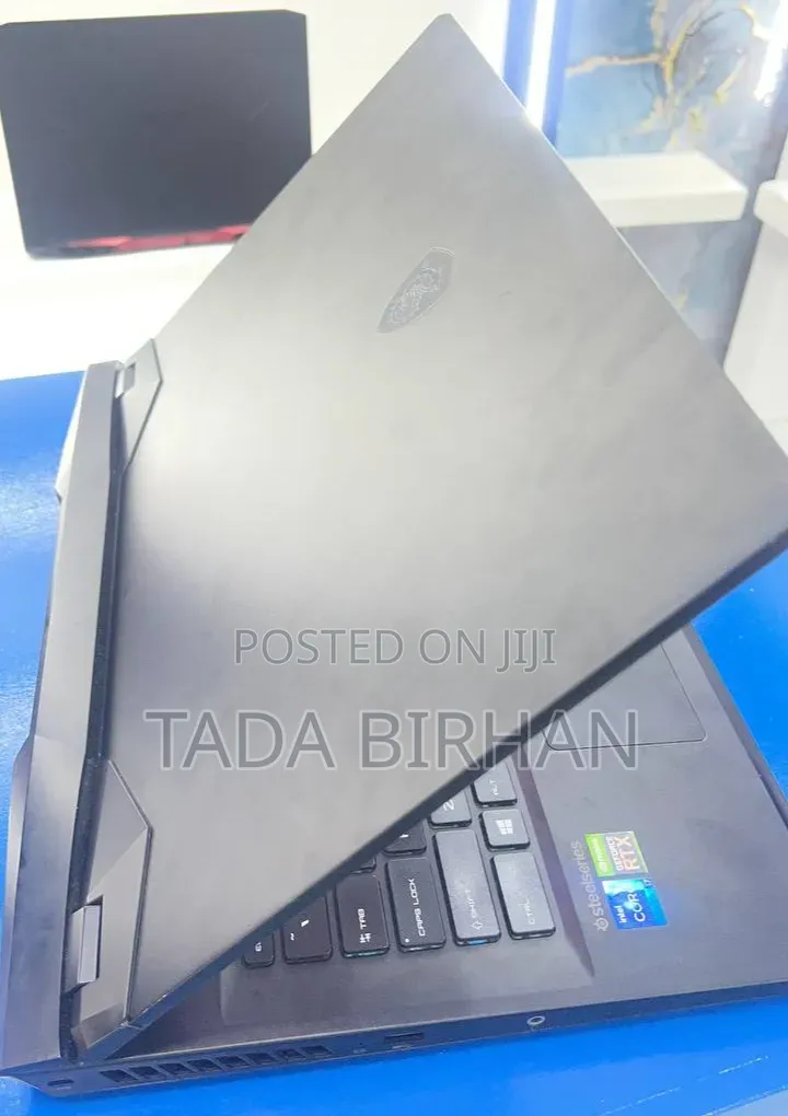 New Laptop MSI GP75 Leopard 16GB Intel Core i9 SSD 512GB