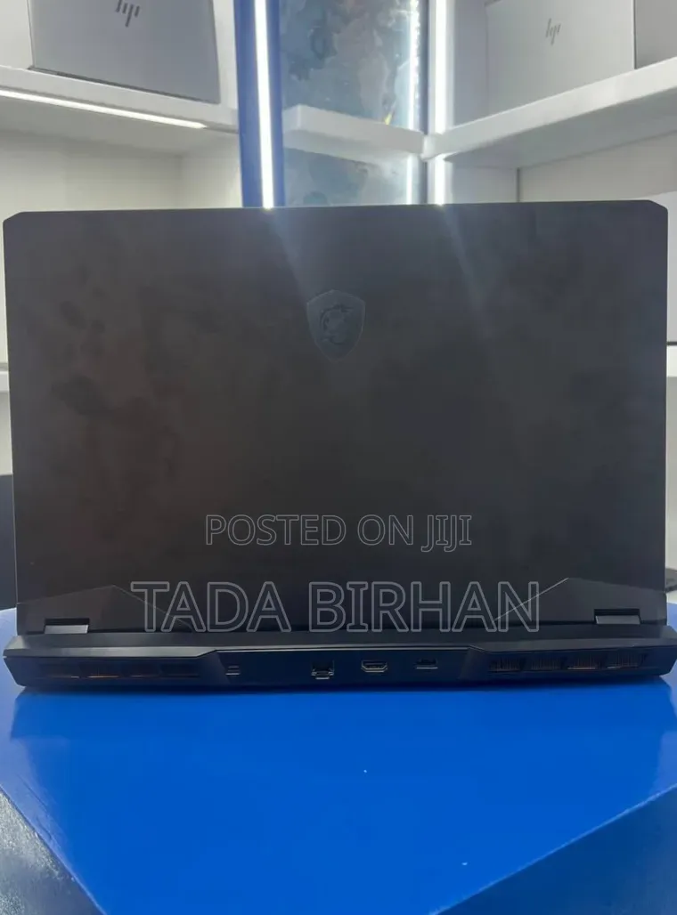 New Laptop MSI GP75 Leopard 16GB Intel Core i9 SSD 512GB
