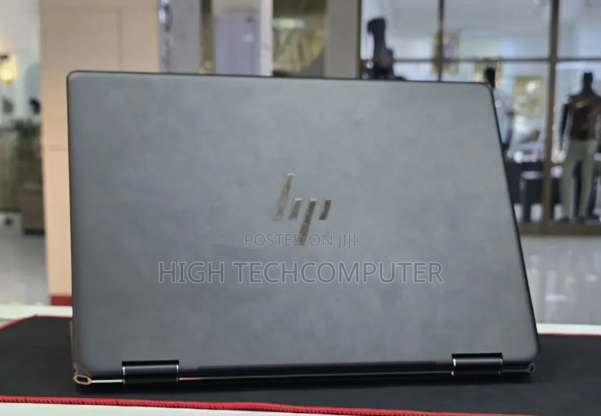 New Laptop HP Spectra 13 16GB Intel Core i7 SSD 512GB