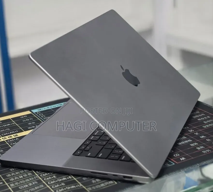 New Laptop Apple MacBook Pro 2021 M1 Max 64GB Apple M1 Max SSD 1T