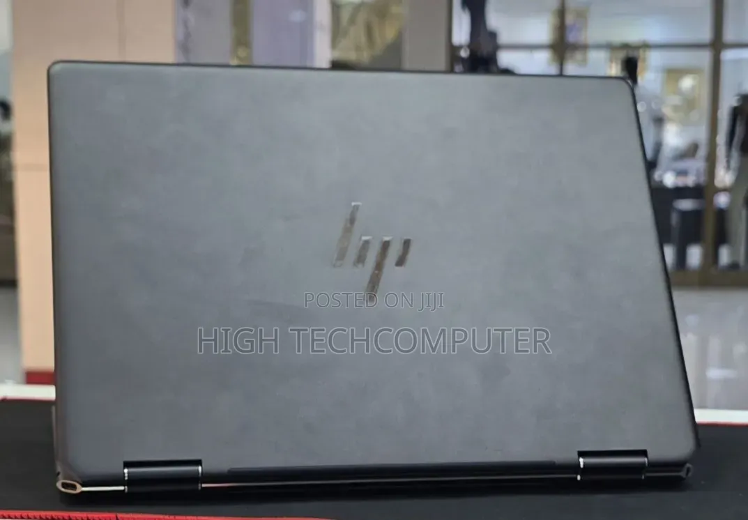 New Laptop HP Spectra 13 16GB Intel Core i7 SSD 512GB