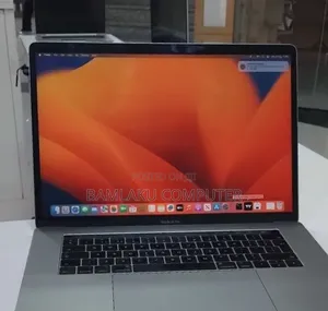 New Laptop Apple MacBook Pro 2017 16GB Intel Core i7 SSD 512GB