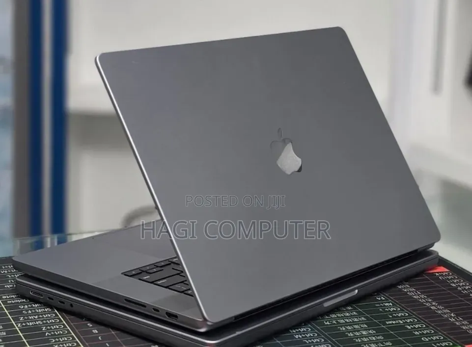 New Laptop Apple MacBook Pro 2021 M1 Max 32GB Apple M1 Max SSD 1T