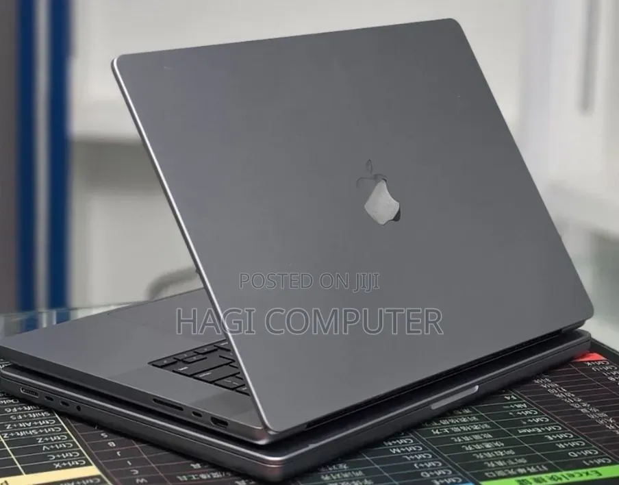 New Laptop Apple MacBook Pro 2021 M1 Max 32GB Apple M1 Max SSD 1T
