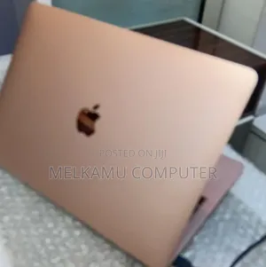 New Laptop Apple MacBook Air 2020 8GB Intel Core i3 SSD 256GB