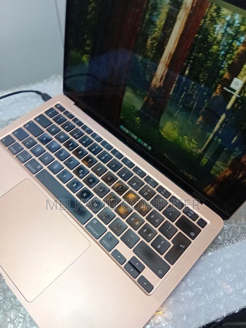 New Laptop Apple MacBook Air 2020 8GB Intel Core i3 SSD 256GB