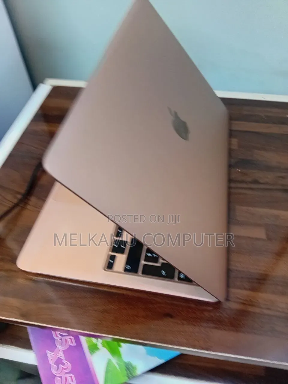 New Laptop Apple MacBook Air 2020 8GB Intel Core i3 SSD 256GB