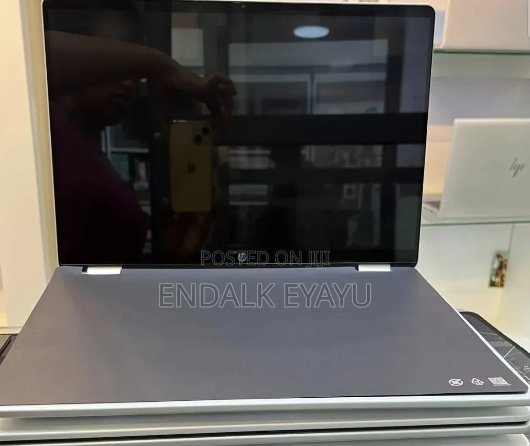 New Laptop HP OmniBook 5 Flip 16GB Intel Core 5 SSD 512GB