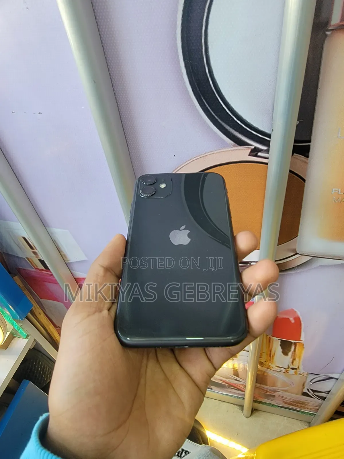 New Apple iPhone 11 64 GB Black
