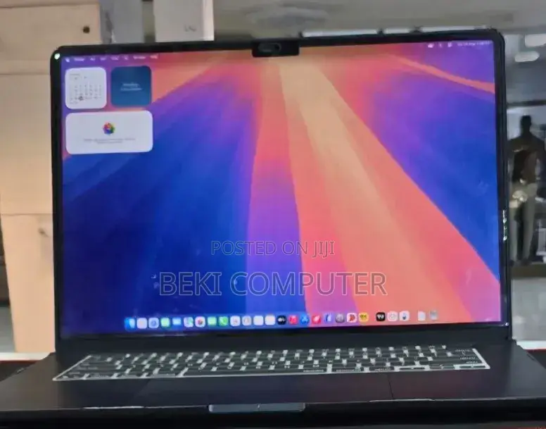 New Laptop Apple MacBook Air 2026 M5 16GB Apple M5 SSD 512GB