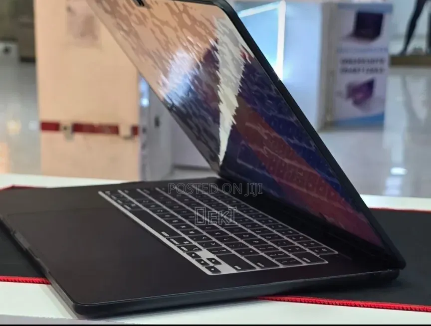 New Laptop Apple MacBook Air 2026 M5 16GB Apple M5 SSD 512GB