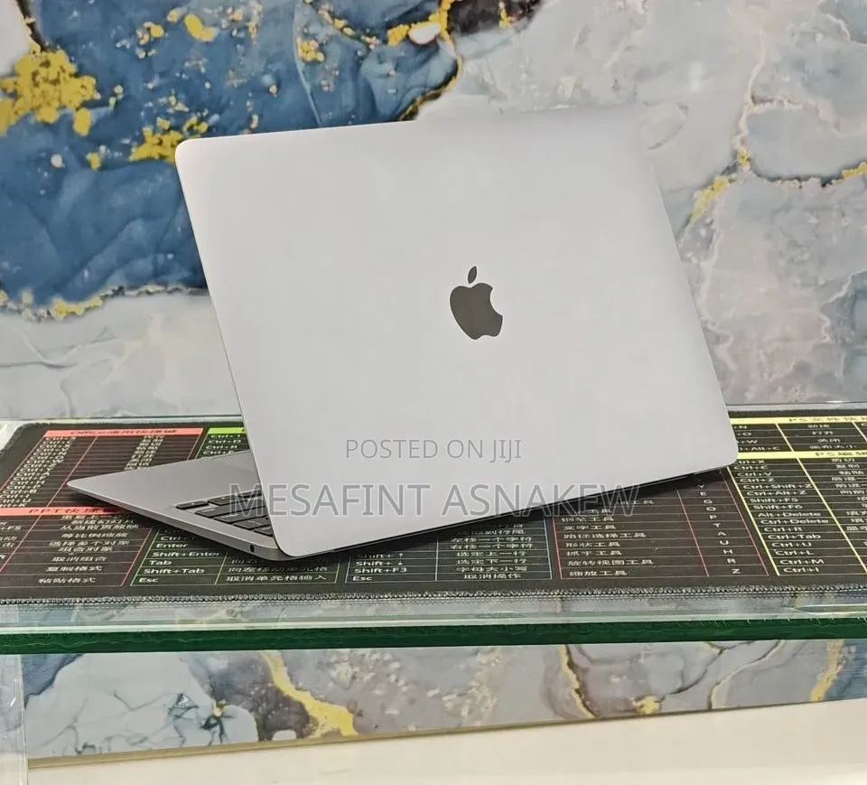 New Laptop Apple MacBook Air 2020 M1 16GB Apple M1 SSD 1T