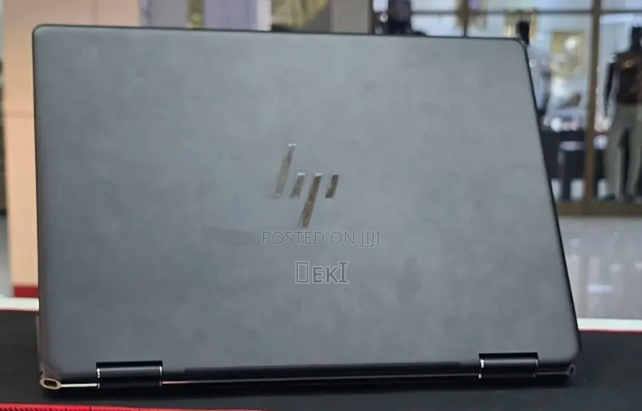 New Laptop HP Spectre X360 16GB Intel Core i7 SSD 512GB