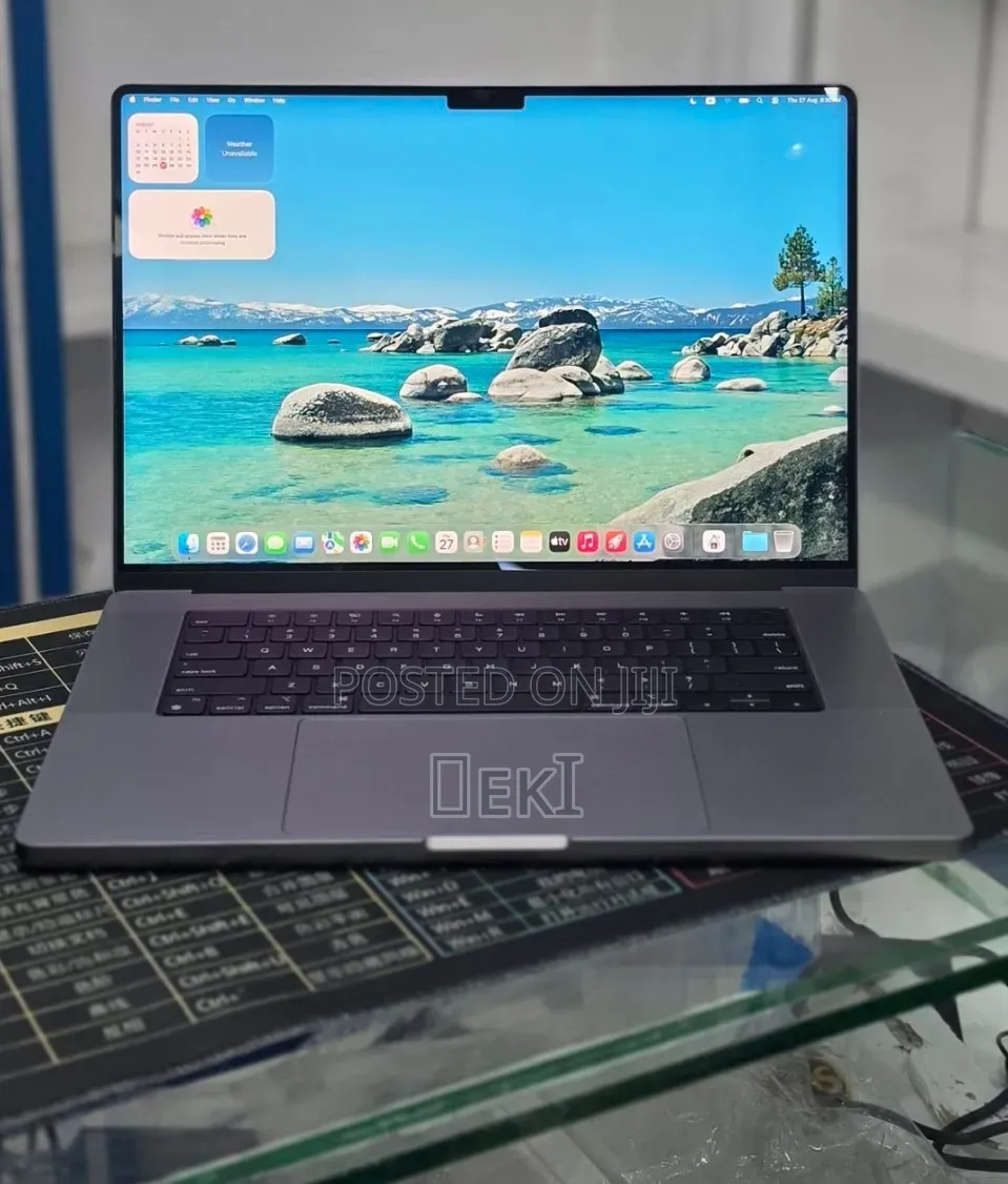 New Laptop Apple MacBook Pro 2021 M1 Max 64GB Apple M1 Max SSD 1T