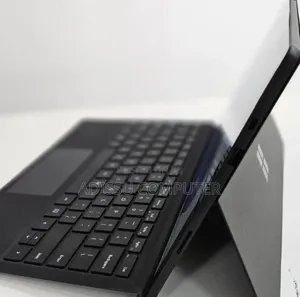 New Laptop Microsoft Surface Pro 7 8GB Intel Core i7 SSD 512GB