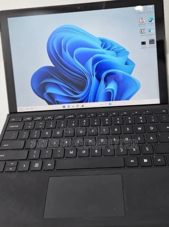 New Laptop Microsoft Surface Pro 7 8GB Intel Core i7 SSD 512GB