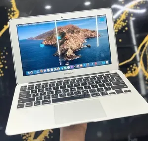 New Laptop Apple MacBook Air 2015 8GB Intel Core i5 SSD 128GB