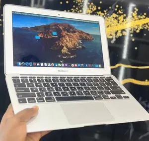 New Laptop Apple MacBook Air 2015 8GB Intel Core i5 SSD 128GB