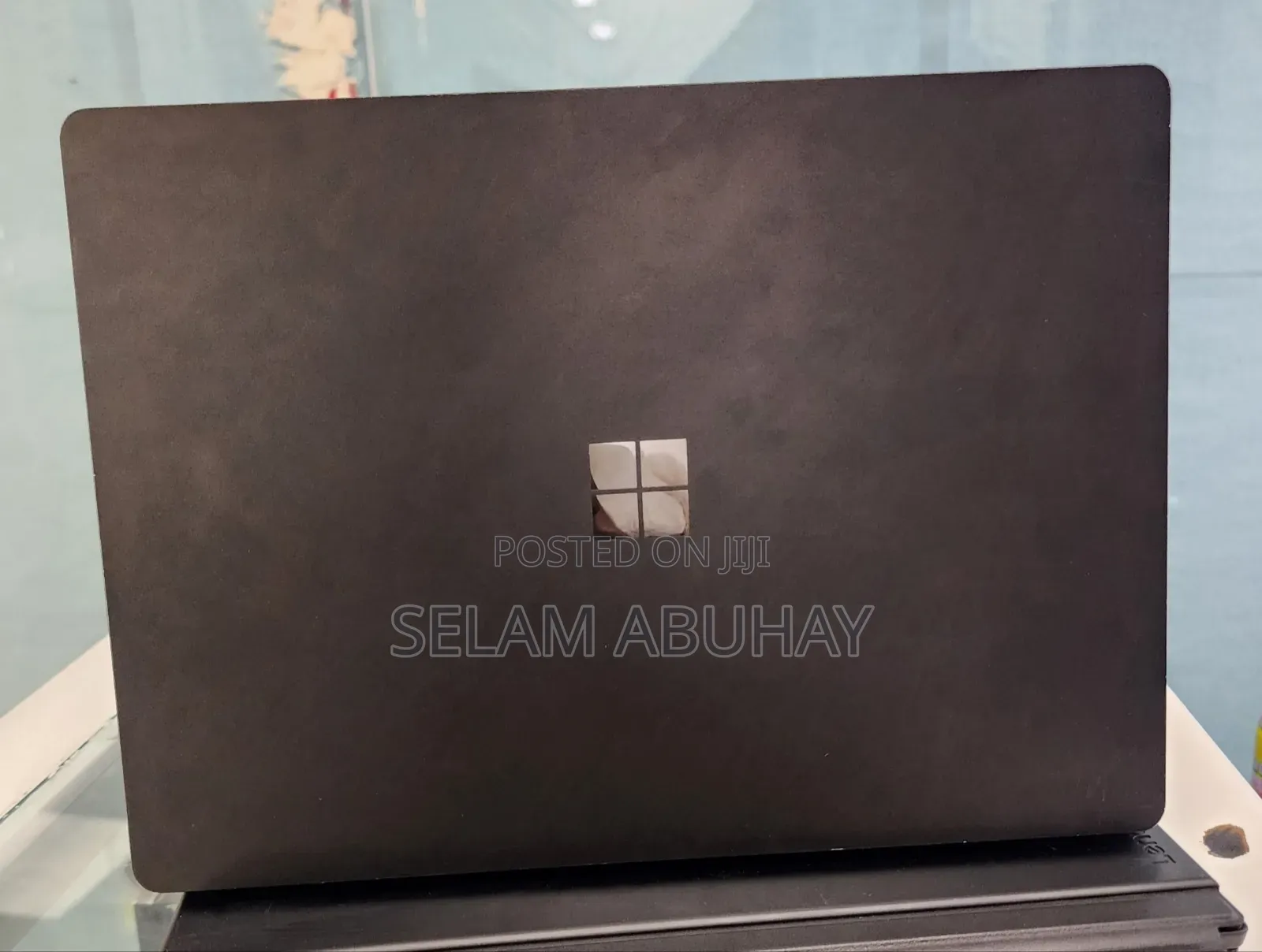 New Laptop Microsoft Surface Book 3 8GB Intel Core i5 SSD 256GB