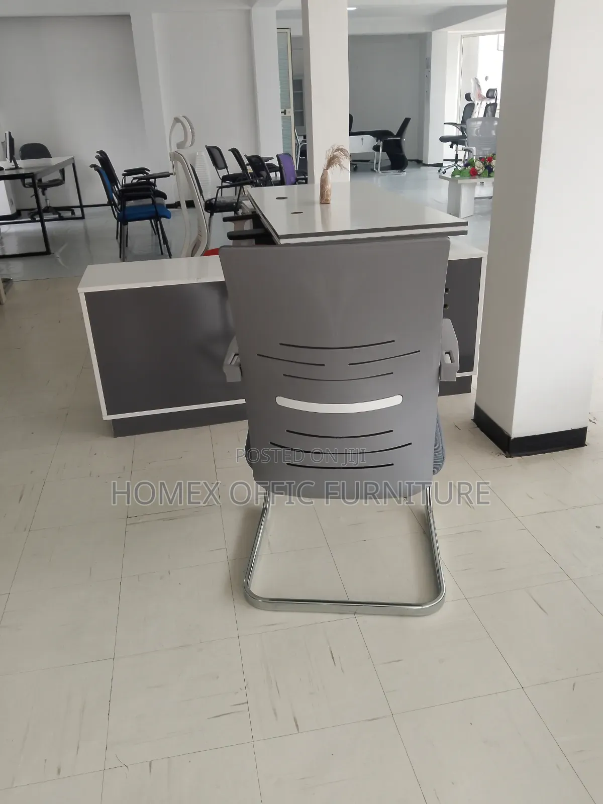 Guest Chair | የእንግዳ ወንበር