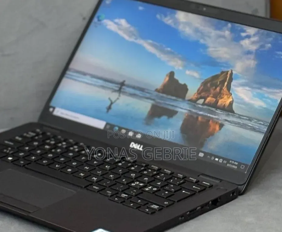New Laptop Dell 8GB Intel Core i5 SSD 256GB