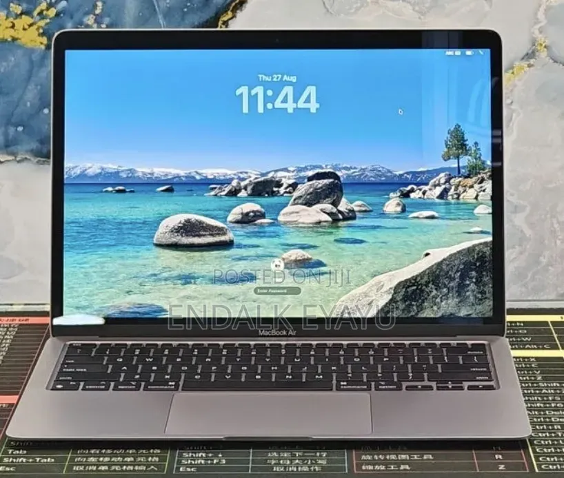 New Laptop Apple MacBook Air 2020 M1 16GB Apple M1 SSD 1T