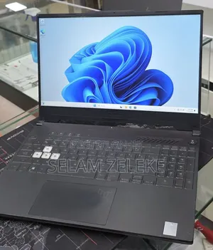 New Laptop Asus TUF Dash F15 16GB Intel Core i7 SSD 512GB