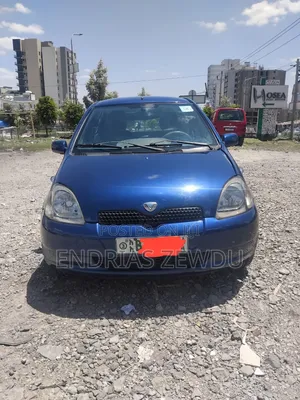 Toyota Vitz 2001 Blue