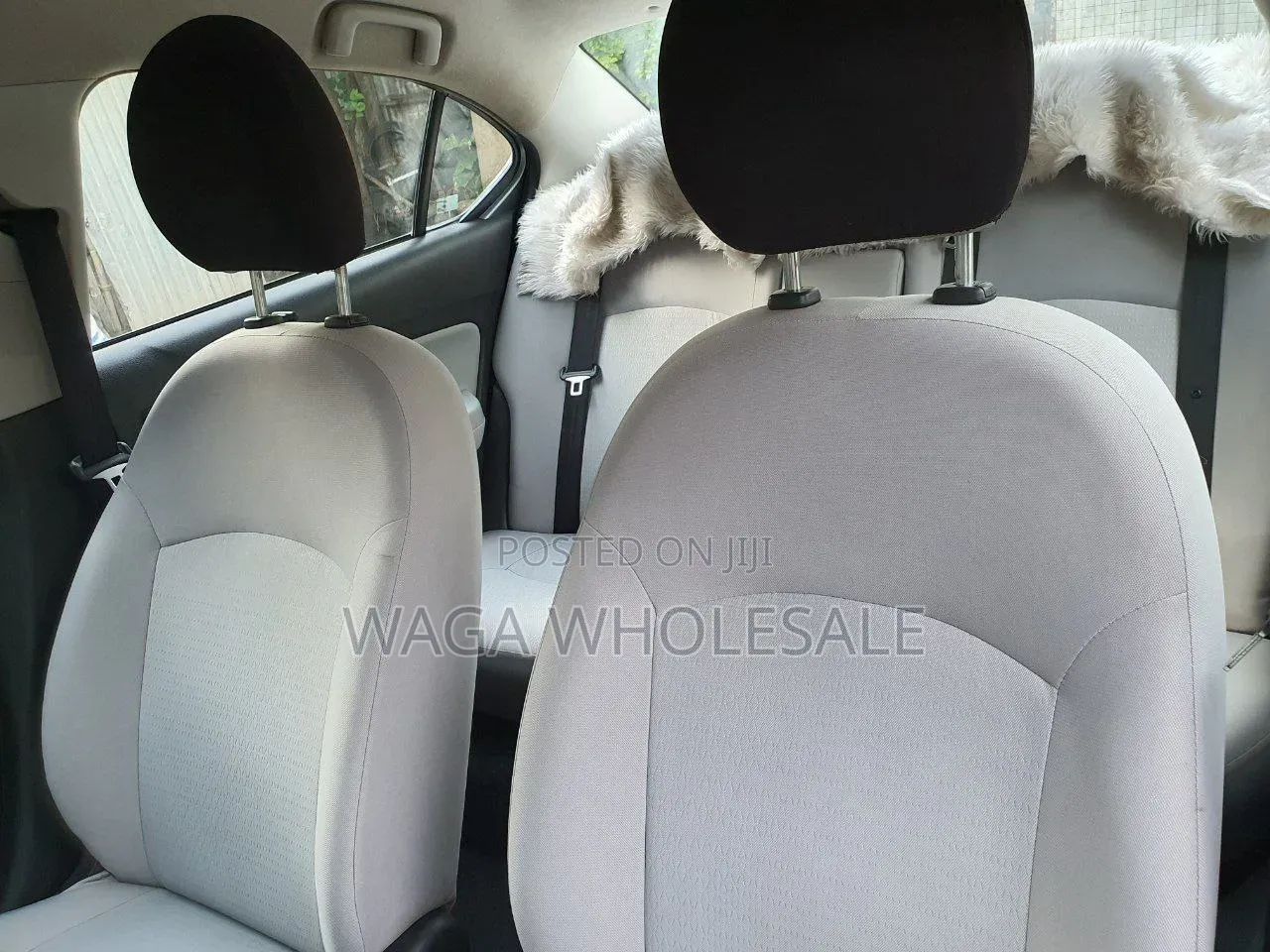 Mitsubishi Attrage 2021 Gray