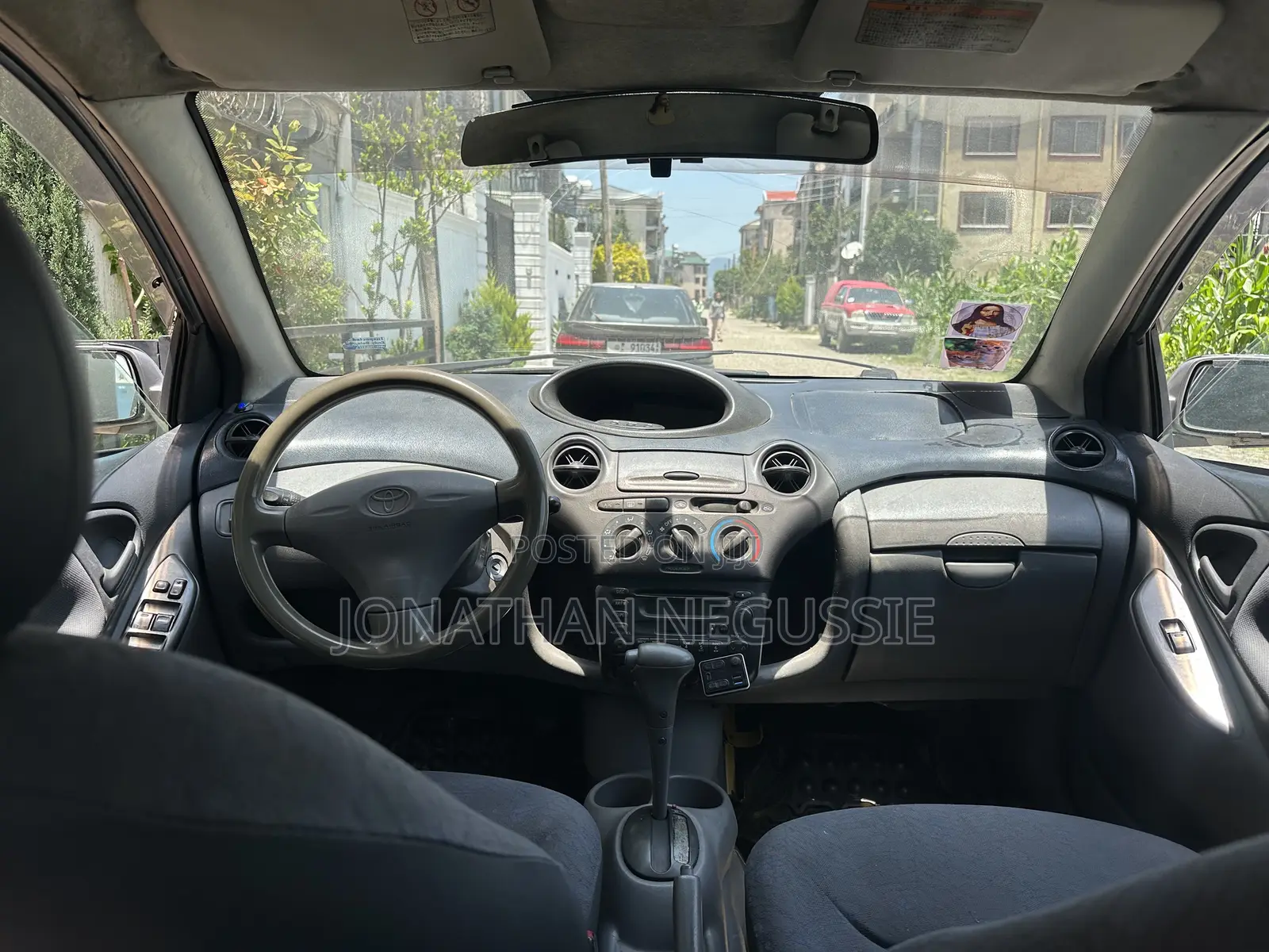Toyota Vitz 1.0 FWD 5dr 2001 Gray