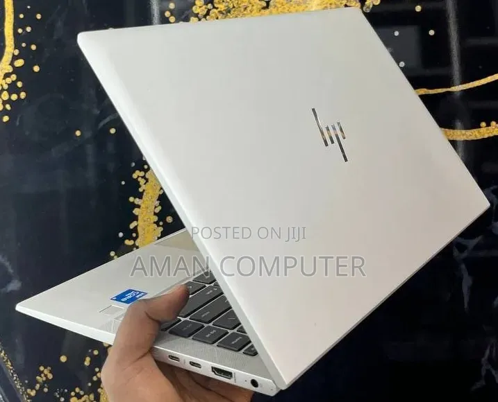 New Laptop HP EliteBook 840 G8 16GB Intel Core i5 SSD 512GB