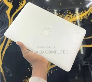New Laptop Apple MacBook Air 2015 8GB Intel Core i5 SSD 128GB